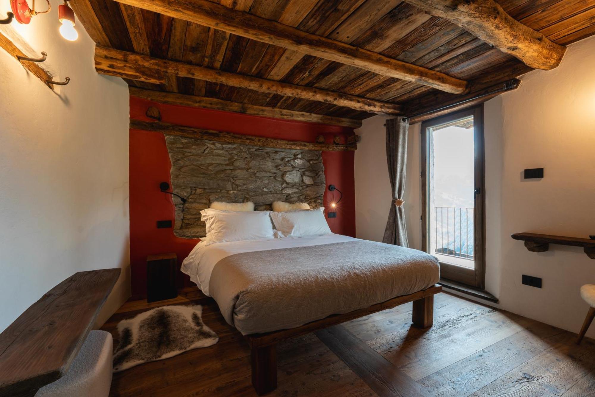 Chez'Alma Hotel Joussaud Bagian luar foto